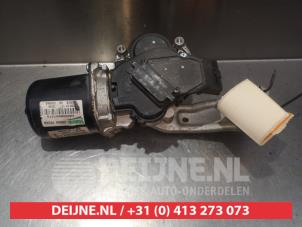 Nissan Cube Front wiper motor O348665 photo 2