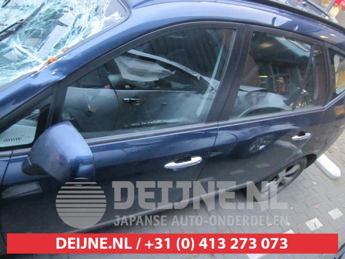 Kia Carens Portier 4Deurs links-voor O272479