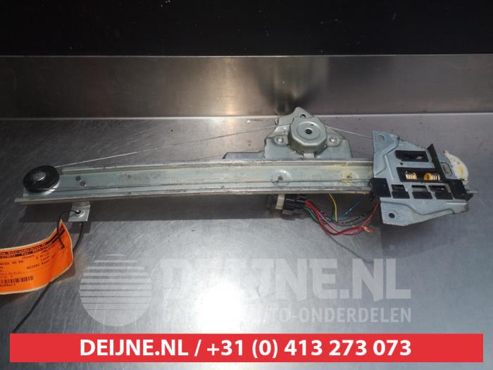 Mitsubishi Pajero Fenstermechanik 4-türig rechts hinten O291475