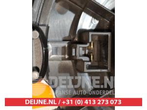 Nissan Cube Heating and ventilation fan motor O367025 photo 4