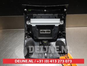 Nissan Cube Heater control panel O305689 photo 2