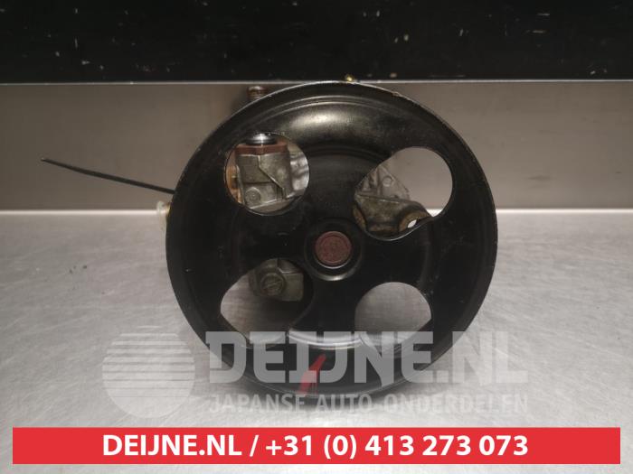 Gebruikte Servopomp Mitsubishi Carisma 1.8 GDI 16V Prijs € 25,00 Margeregeling aangeboden door V.Deijne Jap.Auto-onderdelen BV