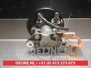 Mitsubishi Carisma Lenkkraftverstärker Pumpe O331542 foto 3
