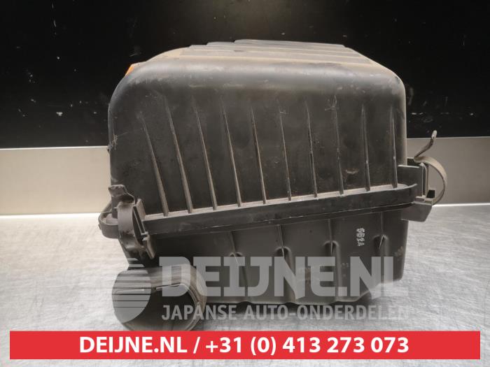 Kia Cerato Air box O357012