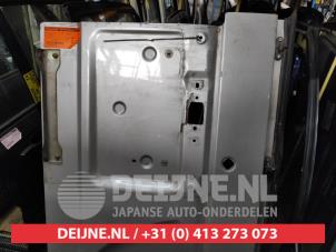 Mitsubishi Pajero Tailgate O296342 photo 2