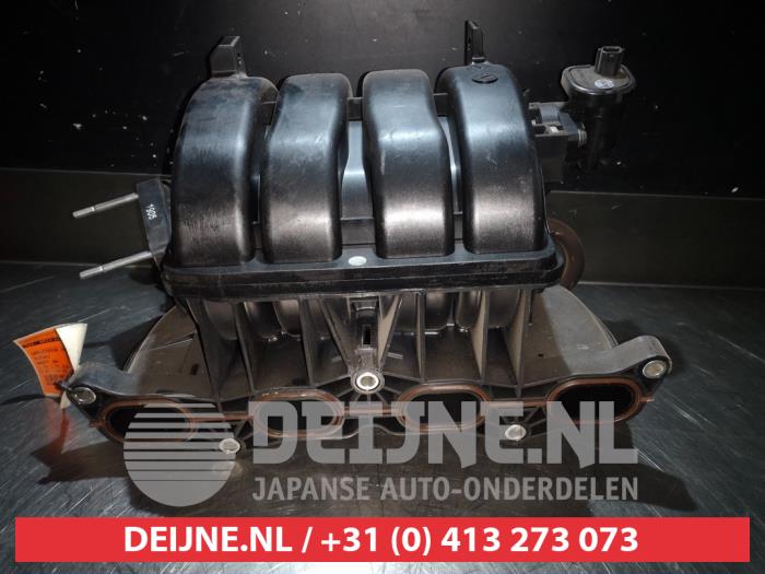 Suzuki Swift Inlaatspruitstuk O356520
