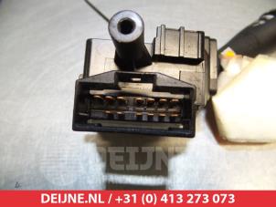 Kia Carens Scheibenwischer Schalter O309880 foto 2