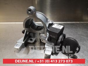 Mitsubishi Colt Ignition lock + key O335580 photo 2