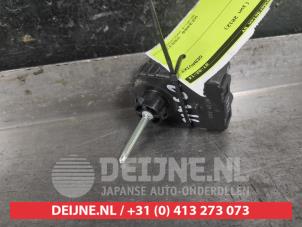 Toyota Yaris Headlight motor O267671 photo 2