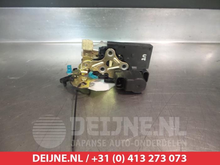 Daewoo Tacuma Türschlossmechanik 4-türig rechts hinten O281603