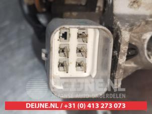 Chevrolet Aveo Scheibenwischermotor vorne O348395 foto 4
