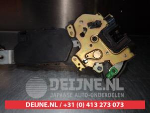 Subaru Legacy Türschlossmechanik 4-türig links hinten O280184 foto 2