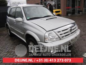Suzuki Grand Vitara Front door 4-door, right O273651 photo 2