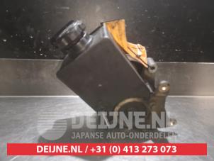Ssang Yong Kyron Lenkkraftverstärker Pumpe O331456 foto 3