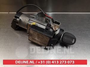 Chevrolet Nubira Kontaktslot+Sleutel O334600 foto 2