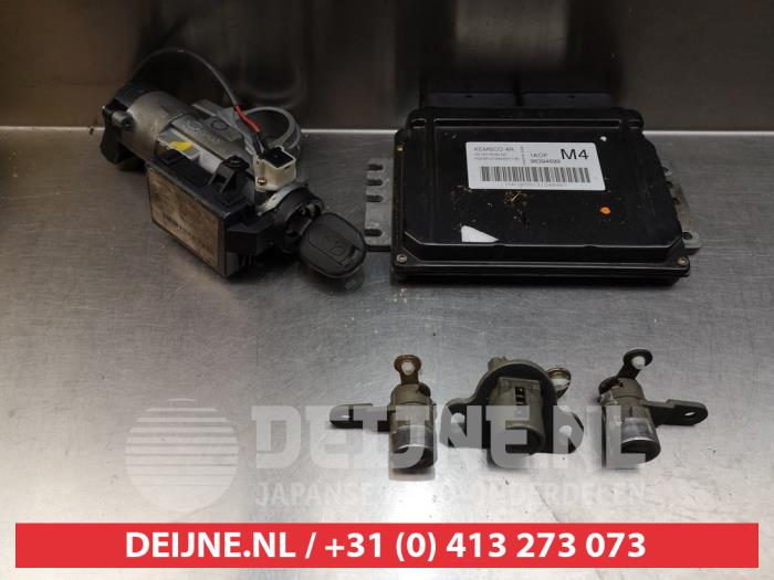 Gebruikte Computer Motormanagement Chevrolet Nubira (J200) 1.6 16V Prijs € 50,00 Margeregeling aangeboden door V.Deijne Jap.Auto-onderdelen BV