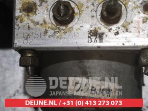 Mazda 323 ABS Pumpe O337191 foto 4