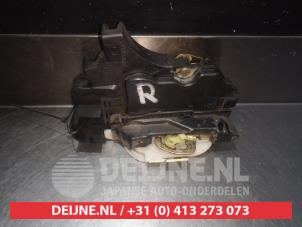 Mitsubishi Colt Türschlossmechanik 4-türig rechts hinten O281659 foto 2