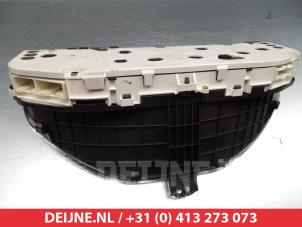 Mazda MPV Odometer KM O304145 photo 2