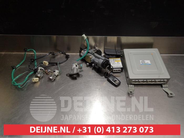 Mazda MPV Kontaktslot+Sleutel O334731