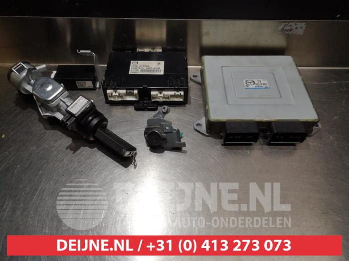 Mazda 5 Slotenset Cilinder (compleet) O277820