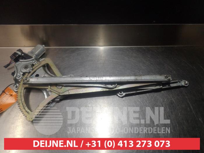 Mitsubishi L200 Ruitmechaniek 4Deurs links-voor O275882