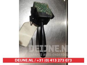 Daihatsu Cuore Ruitenwis Schakelaar O310109 foto 3
