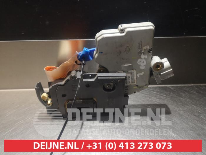 Nissan X-Trail Deurslot Mechaniek 4Deurs links-voor O279510
