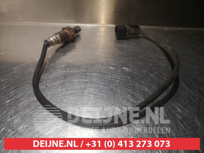 Lambda Sonde van een Mitsubishi Pajero Canvas Top (V6/7) 3.5 V6 GDI 24V 2006