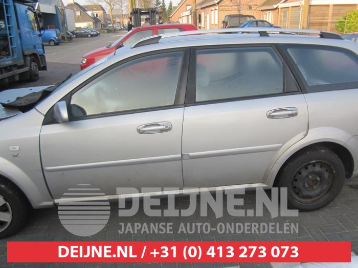 Chevrolet Nubira Portier 4Deurs links-achter O284611
