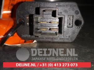 Hyundai I10 Heizung Widerstand O367936 foto 3
