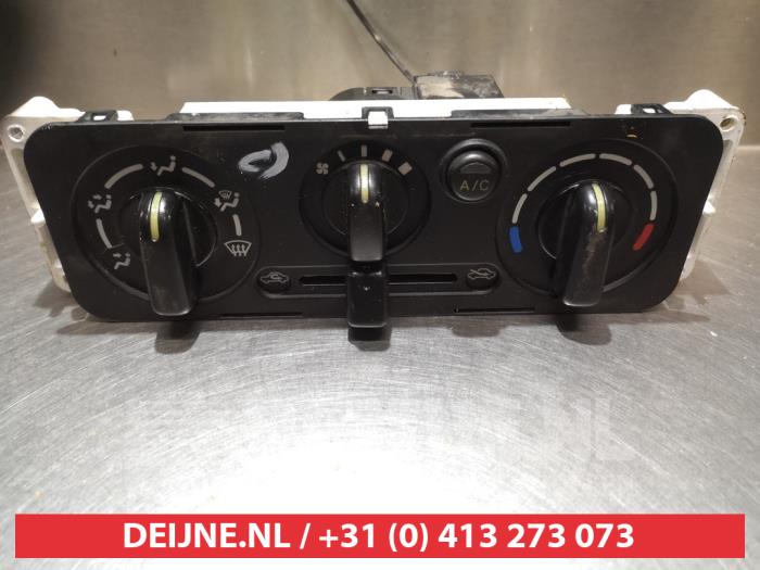 Suzuki Jimny Kachel Bedieningspaneel O306235