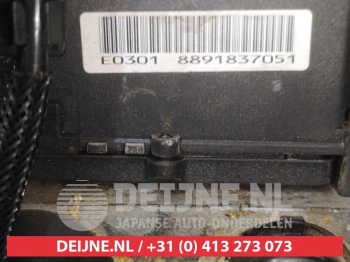 ABS Pomp van een Nissan King Cab/Pickup 4x4 (D22) 2.5 TDI 16V 2009