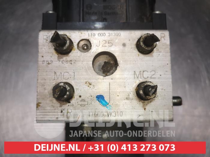 ABS Pomp van een Nissan King Cab/Pickup 4x4 (D22) 2.5 TDI 16V 2009