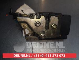 Daewoo Evanda Türschlossmechanik 4-türig rechts hinten O281602 foto 3