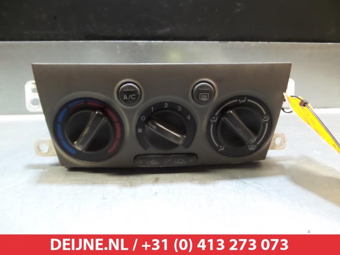 Mazda Premacy Heizung Bedienpaneel O305419
