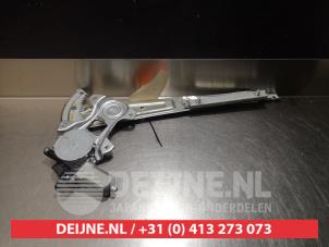 Daihatsu Sirion Ruitmechaniek 4Deurs links-voor O275934 foto 2