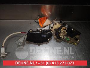Suzuki Vitara Deurslot Mechaniek 4Deurs links-achter O280483 foto 2
