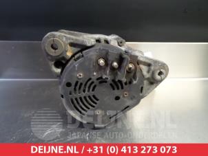 Gebruikte Dynamo Mazda 121 (JA/JB) 1.3i LX,GLX Prijs € 25,00 Margeregeling aangeboden door V.Deijne Jap.Auto-onderdelen BV