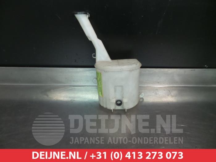 Toyota Yaris Verso Scheibensprühertank vorne O340847