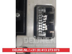 Suzuki Swift Kachel Bedieningspaneel O306243 foto 3