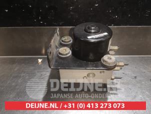 Gebruikte ABS Pomp Ssang Yong Kyron 2.0 M 200 Xdi 16V 4x4 Prijs € 35,00 Margeregeling aangeboden door V.Deijne Jap.Auto-onderdelen BV