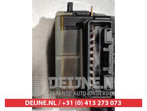 Suzuki Alto Ruitenwis Schakelaar O310128 foto 4