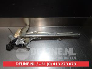 Daihatsu Cuore Window mechanism 2-door, front left O275400 photo 2