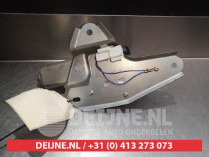 Mazda 2 Rear wiper motor O300962 photo 2