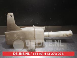 Chevrolet Evanda Front windscreen washer reservoir O340344 photo 2