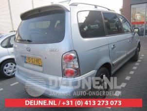 Hyundai Trajet Front door 4-door, right O273076 photo 3