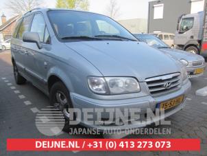 Hyundai Trajet Front door 4-door, right O273076 photo 2
