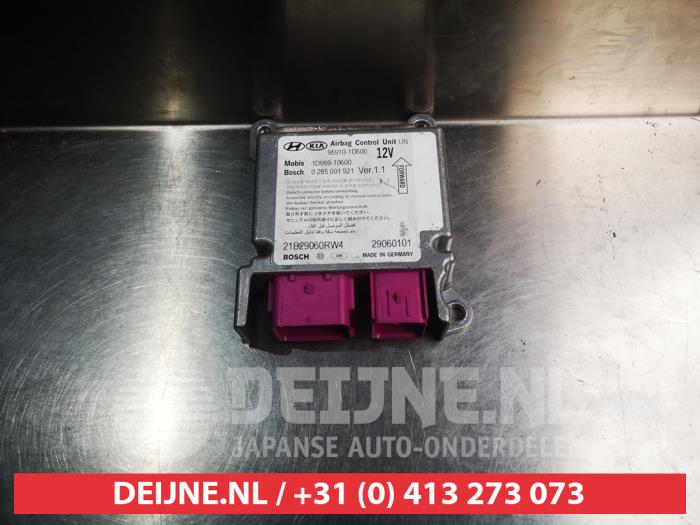 Kia Carens Airbag Module O303078