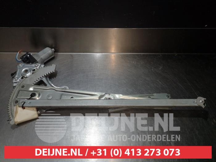 Subaru Justy Fenstermechanik 4-türig links vorne O275705